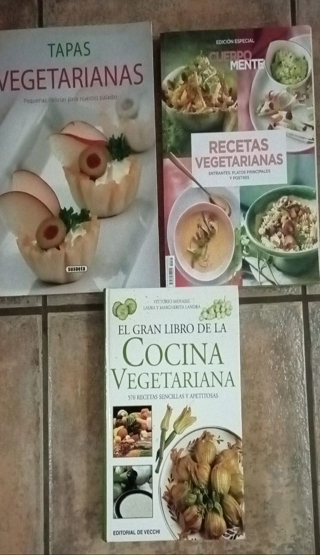 3 LIBROS COCINA VEGETARIANA