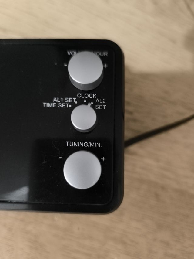 Radió, despertador, digital