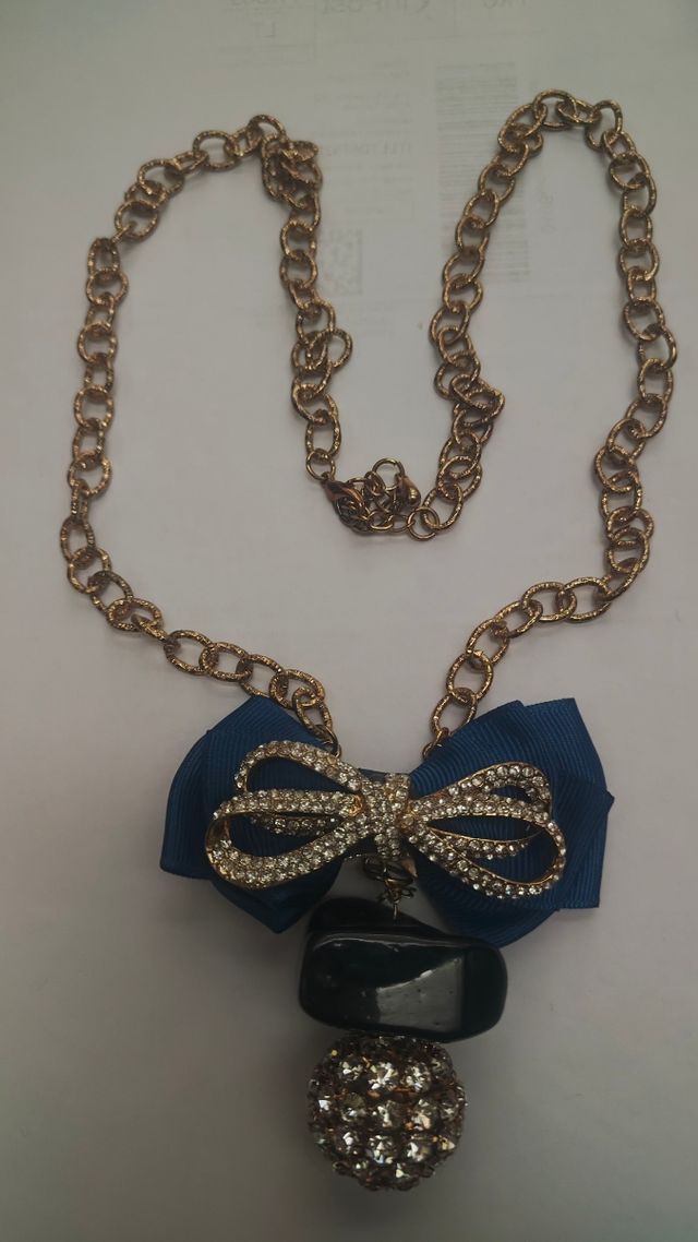 Collana donna con fiocco di strass