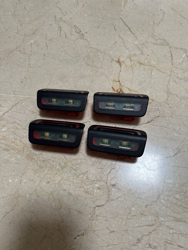 Luces puertas Mercedes W223