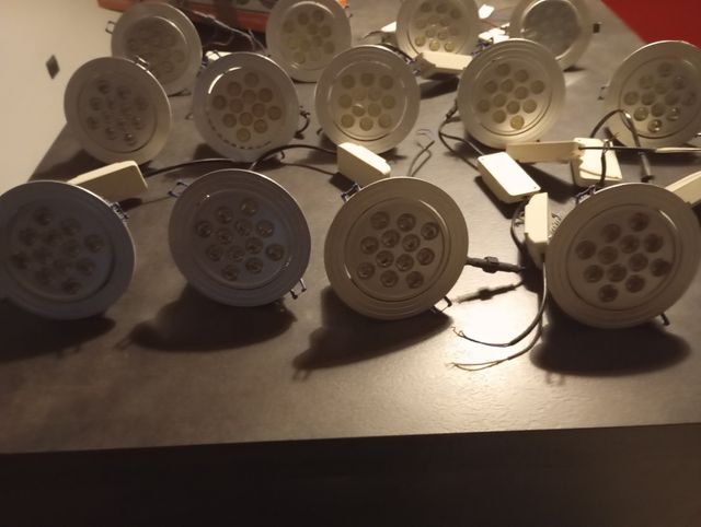 14 faretti a led da controsoffitto