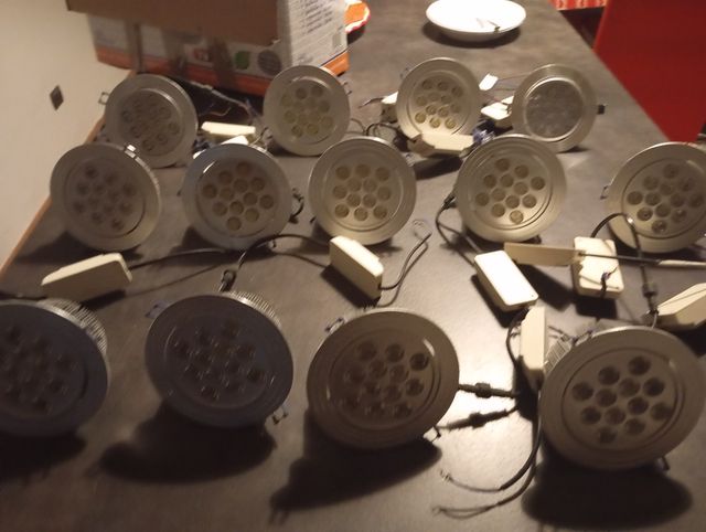 14 faretti a led da controsoffitto