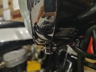 Grapa sujeccion cerquillo faro