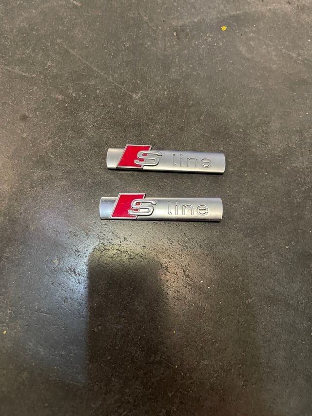 Emblemas sline aletas audi