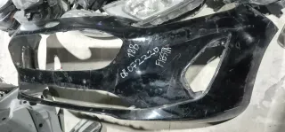 VENDO PARAGOLPE DELANTERO FORD FIESTA