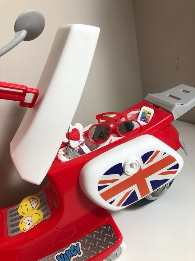 Muñeca Nancy en moto 