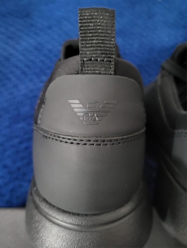 Emporio Armani. Tamanho 37. Nuevas