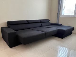 Sofá con chaise long tela negro La Oca