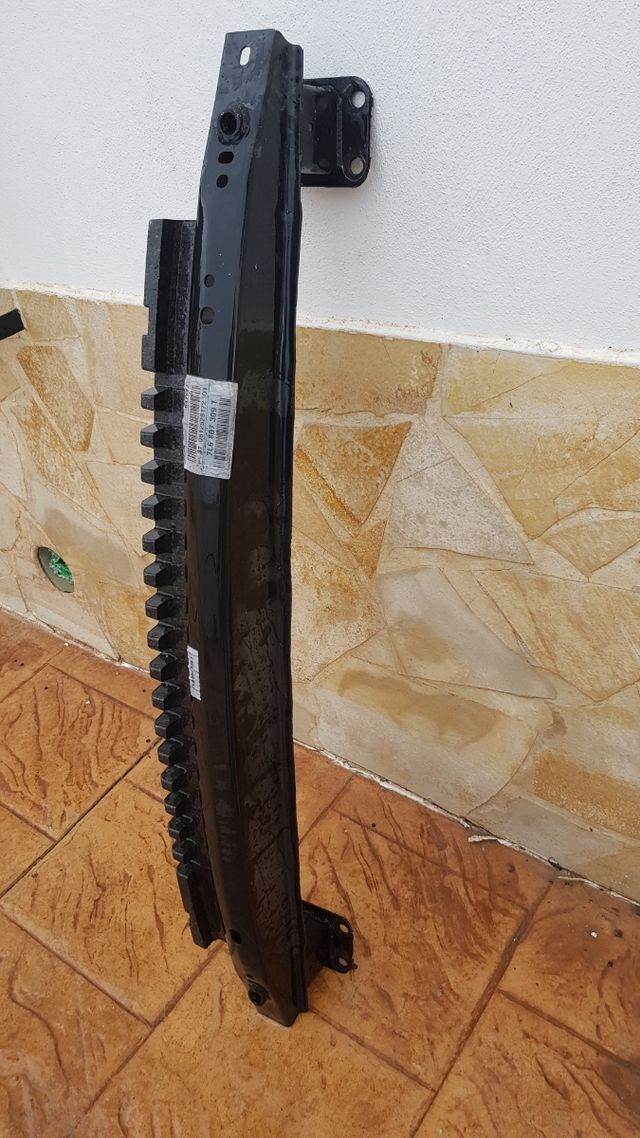 TRAVIESA DEL VOLKSWAGEN TOUAREG