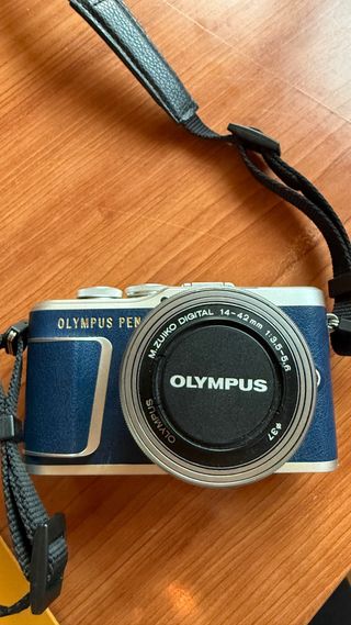 OLYMPUS Pen E-PL9