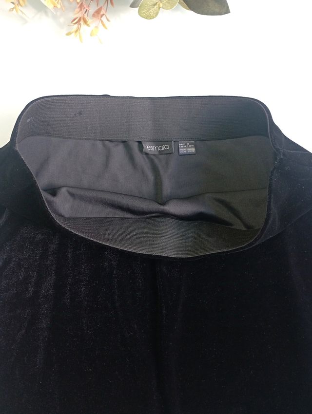 Falda de terciopelo Esmara M