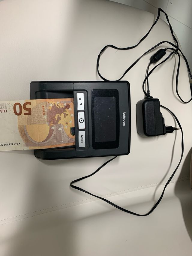 DETECTOR BILLETES FALSOS