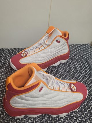 JORDAN PRO STRONG TALLA 43