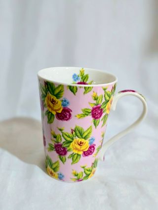 Taza tipo mug de porcelana Inglesa