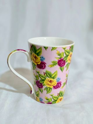 Taza tipo mug de porcelana Inglesa