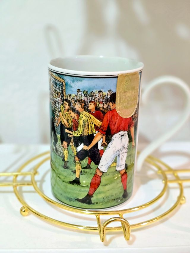 Taza de café Vintage con la  historia del fútbol