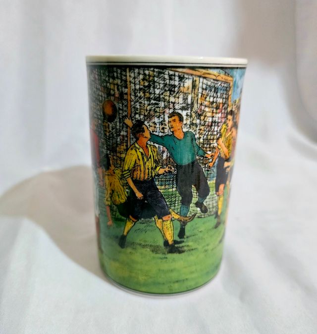 Taza de café Vintage con la  historia del fútbol