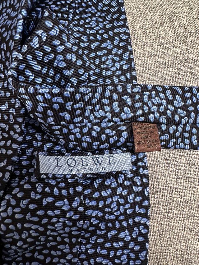 Corbata Loewe