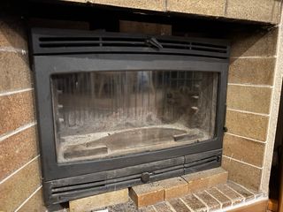 Estufa de leña con motor INVICTA 700