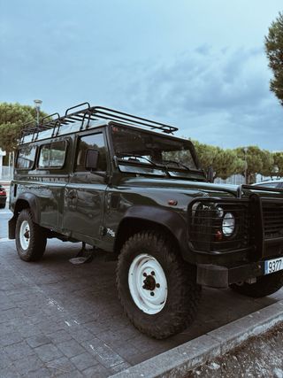 Land Rover Defender 2002