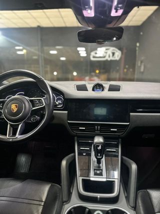 Porsche Cayenne coupe