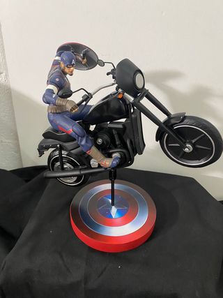 Captain America Rides on Motorcycle Premium MARVEL