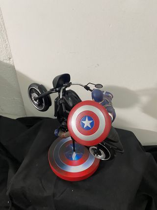 Captain America Rides on Motorcycle Premium MARVEL