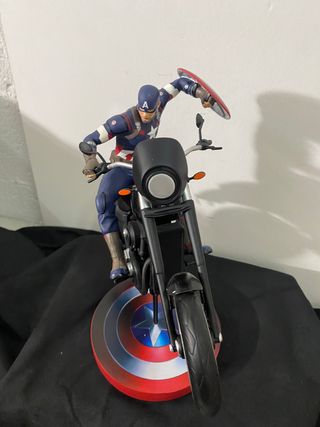 Captain America Rides on Motorcycle Premium MARVEL