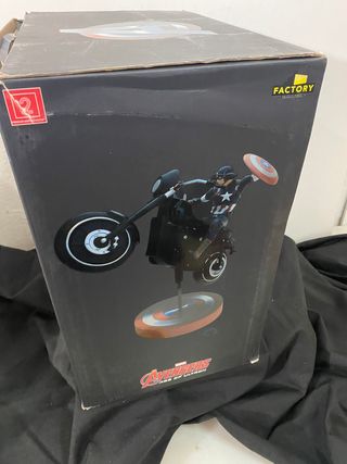 Captain America Rides on Motorcycle Premium MARVEL