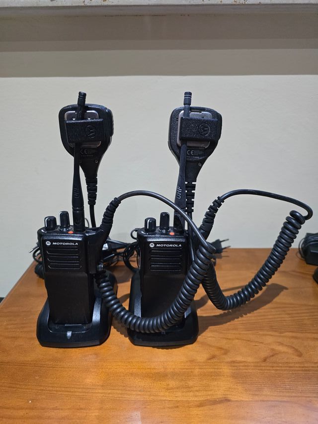 Radios Motorola DP4400 DP4400e UHF