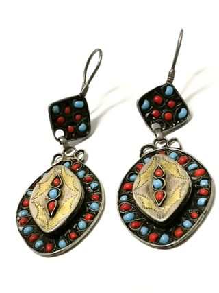 Pendientes plata con corales y turquesas 6.0 cm