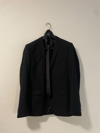 Traje negro