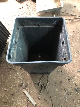 130 Macetas  de 7 litros 