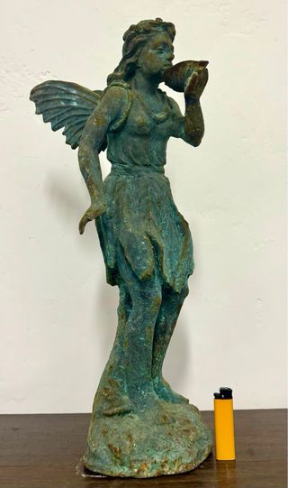 Gran figura hada hierro fundido