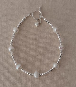 Pulsera, plata ley y perlas 