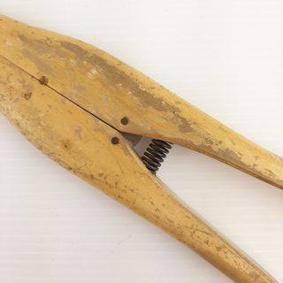 Rare Pinze in legno per aprire le dita dei guanti