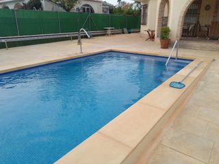 Piedra de coronación de piscina 7x4