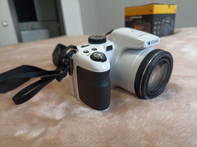 Kodak Pixpro AZ425 Full HD Reestreno