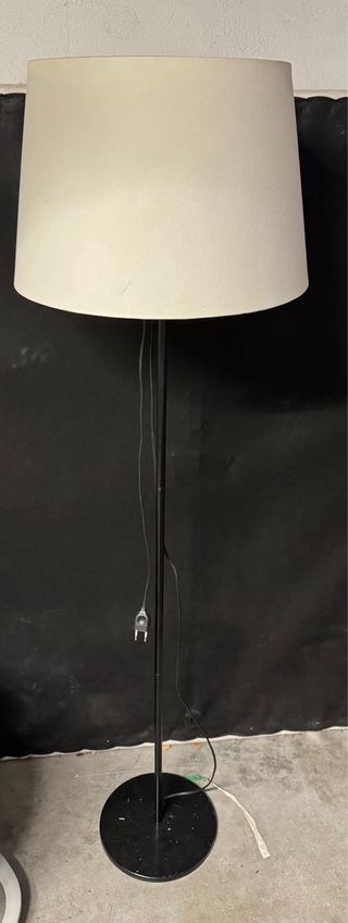 Lampara de pie