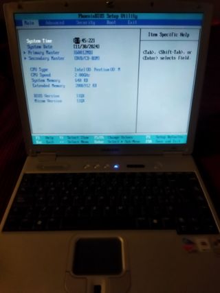 Portátil Samsung X05 2GB 32bits Firewire Vintage
