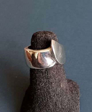 Bonito anillo de plata