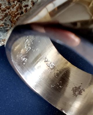 Bonito anillo de plata