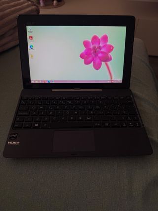 Portátil ASUS convertible en tablet