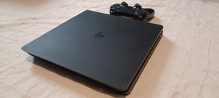 PS4 Slim 500 GB