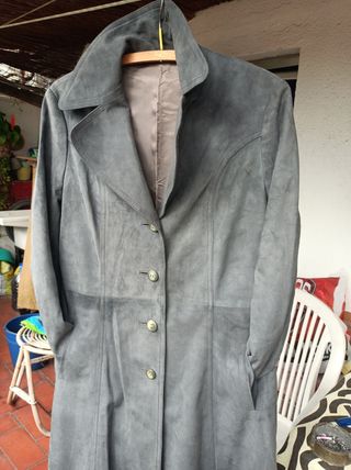 Abrigo ante tipo gabardina