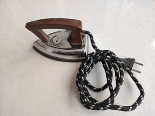 PLANCHA VIAJE ANTIGUA TOYOBA