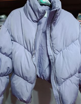 Cazadora lila Bershka