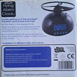 Flying Alarm Clock - Relógio despertador "Voador"