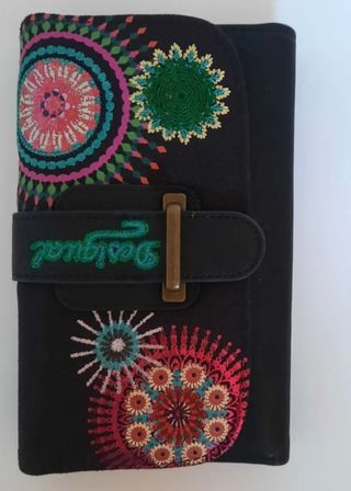 Cartera / billetera Desigual