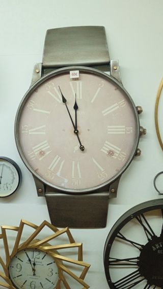 Reloj de pared de chapa: